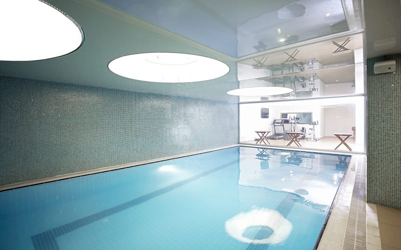 Three pools, two of them heated (3/4)